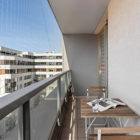 Avia Three Bedroom Two Balcony Ac & Parking By Renters *