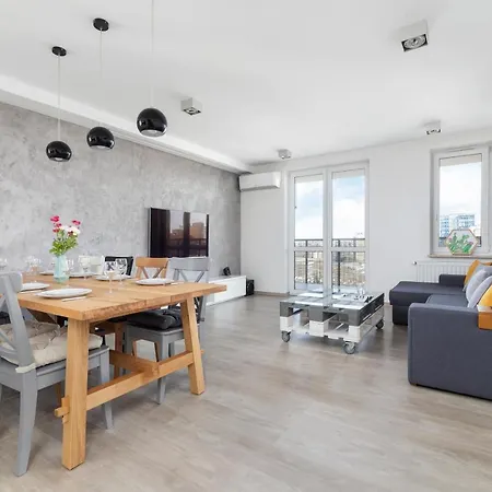 公寓 Avia Three Bedroom Two Balcony Ac & Parking By Renters