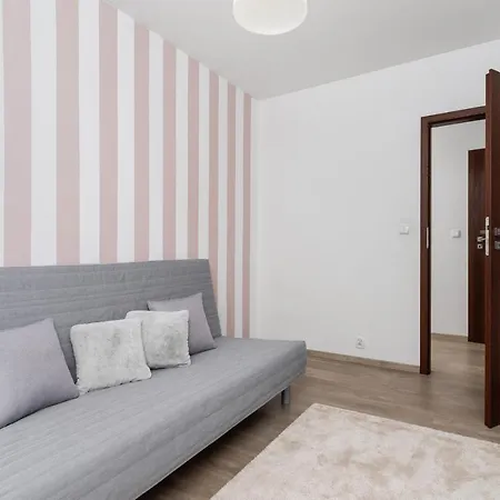 公寓 Avia Three Bedroom Two Balcony Ac & Parking By Renters *